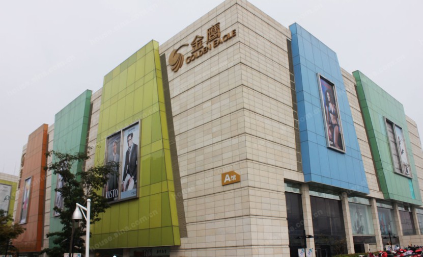 陇川金鹰奥莱城